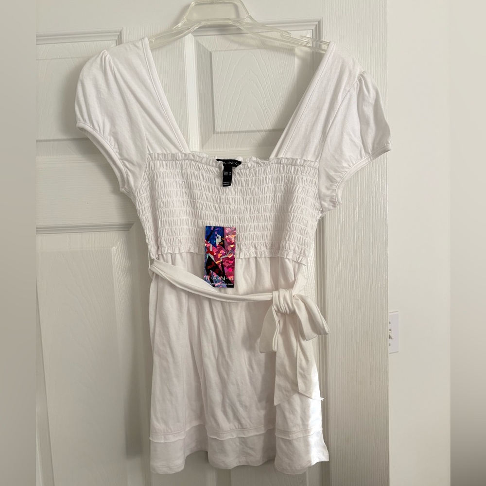 NWT Y2K VINTAGE WOMEN FANG WHITE TIE AROUND BABYDOLL TOP SHIRT STRETCHY MEDIUM
